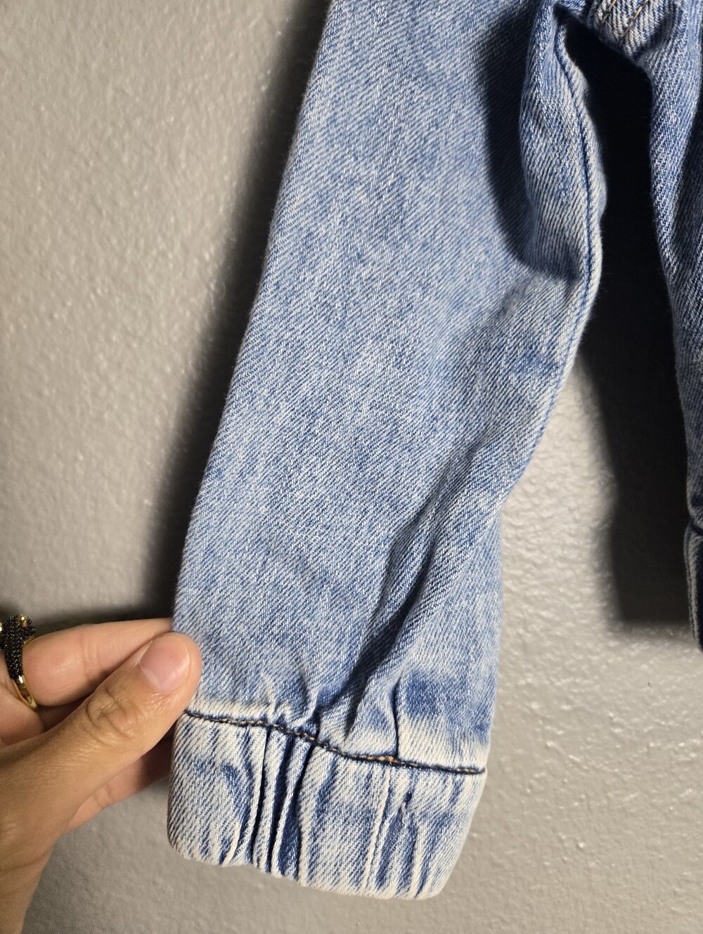 Gap Fall 2024 Iconic Bomber Denim Jacket Size 5 - Picture 2 of 14